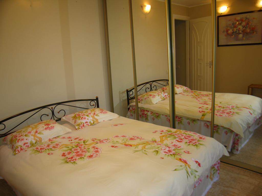 Hotel Service Predslava On Antonovicha Street 基輔 客房 照片