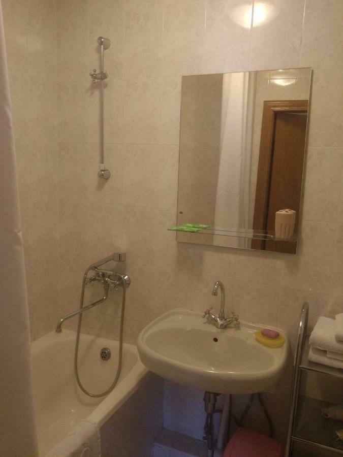 Hotel Service Predslava On Antonovicha Street 基輔 外观 照片